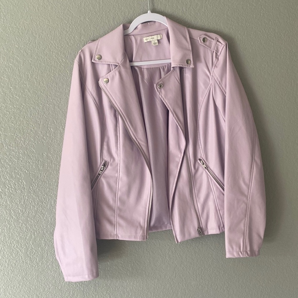 LILAC FAUX LEATHER JACKET